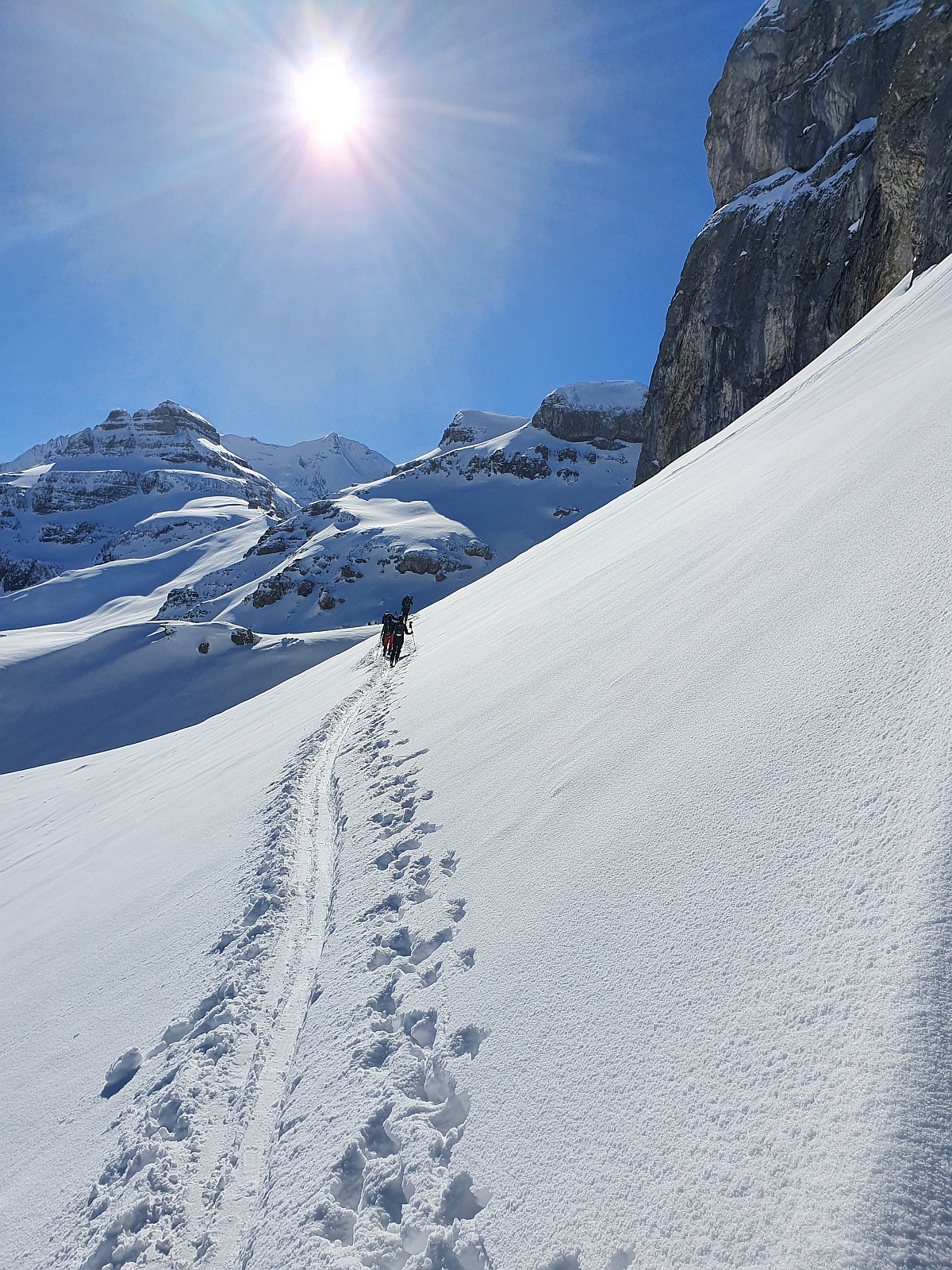 10_06. Mrz 21_A JO Skitour Bundstock (117).jpg